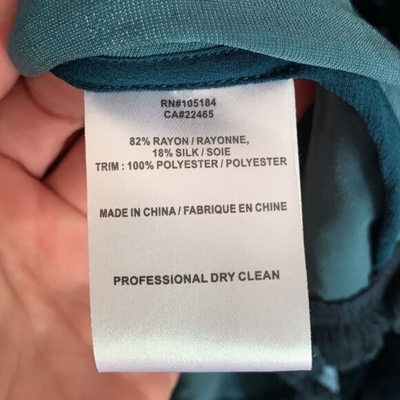 Go > Go Silk deep green velour long sleeve frayed hem tunic top - Picture 9 of 10